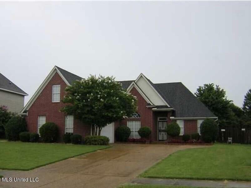 9086 Hickory Drive  Olive Branch MS 38654 photo