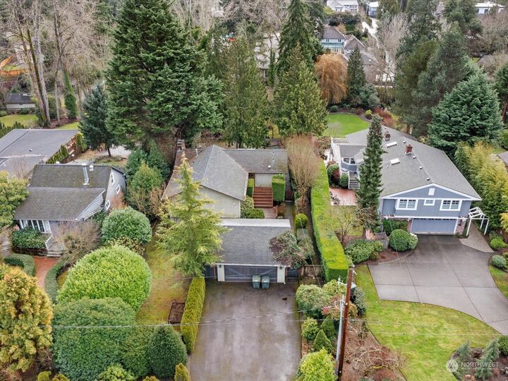 Property Photo:  7649 NE 14th Street  WA 98039 