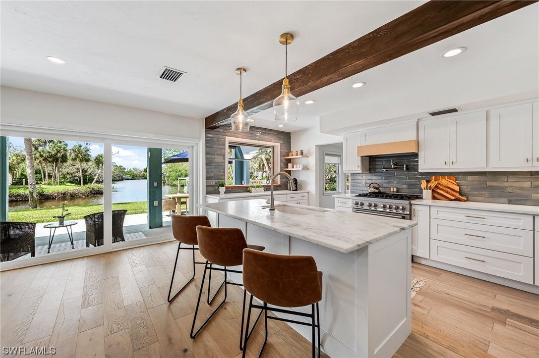 Property Photo:  27231 Rio Vista Circle  FL 34135 