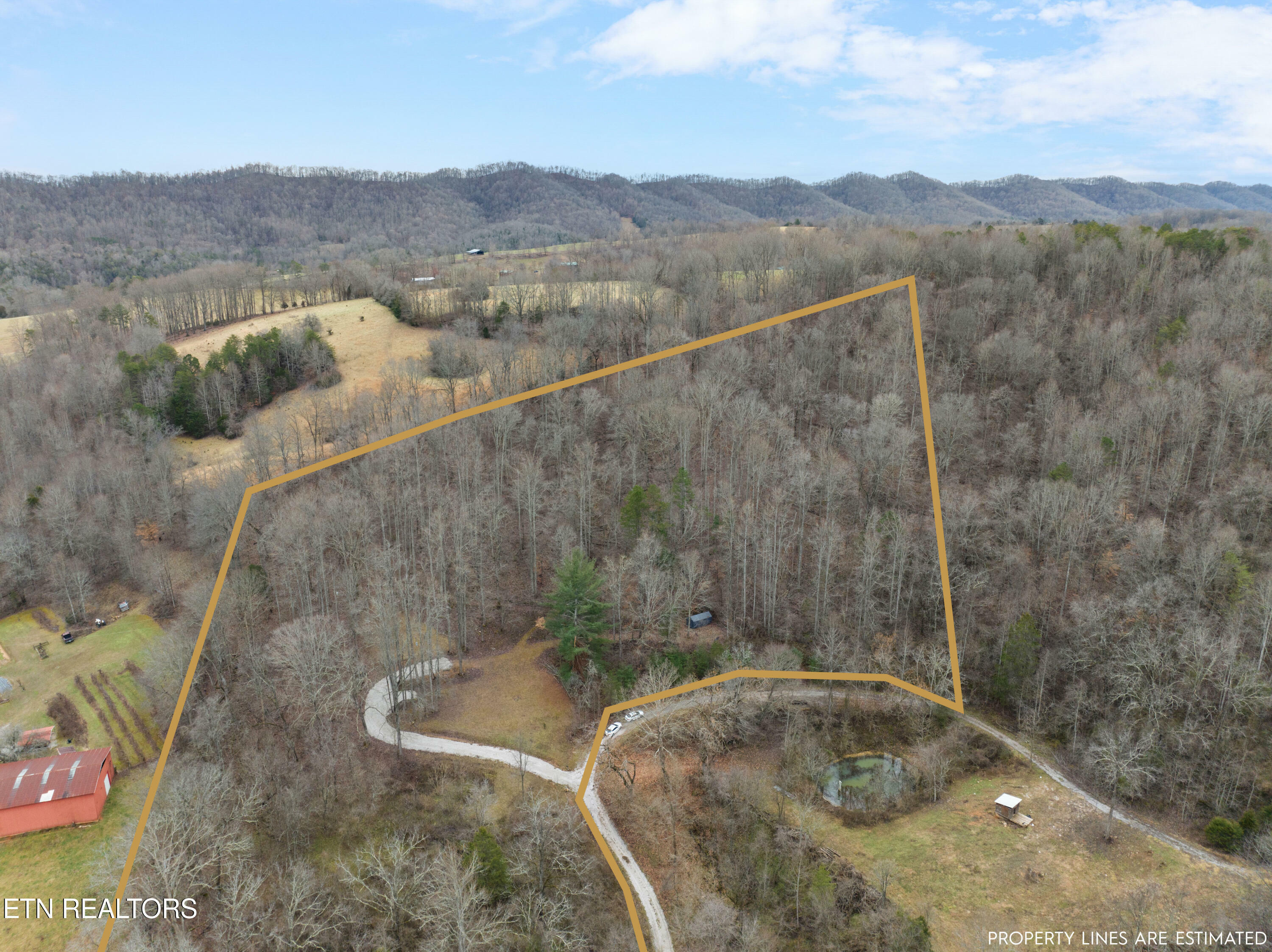 Property Photo:  293 Hickory Springs Rd  TN 37888 