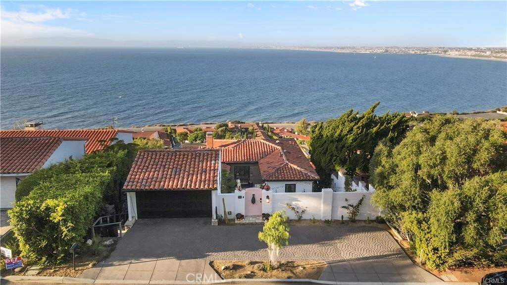 615 Palos Verdes Drive W  Palos Verdes Estates CA 90274 photo