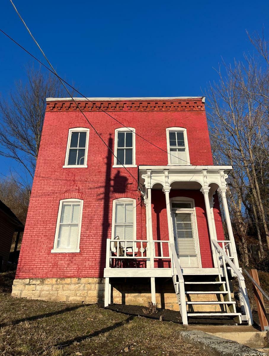 Property Photo: 418 South 2nd Street MO 63020