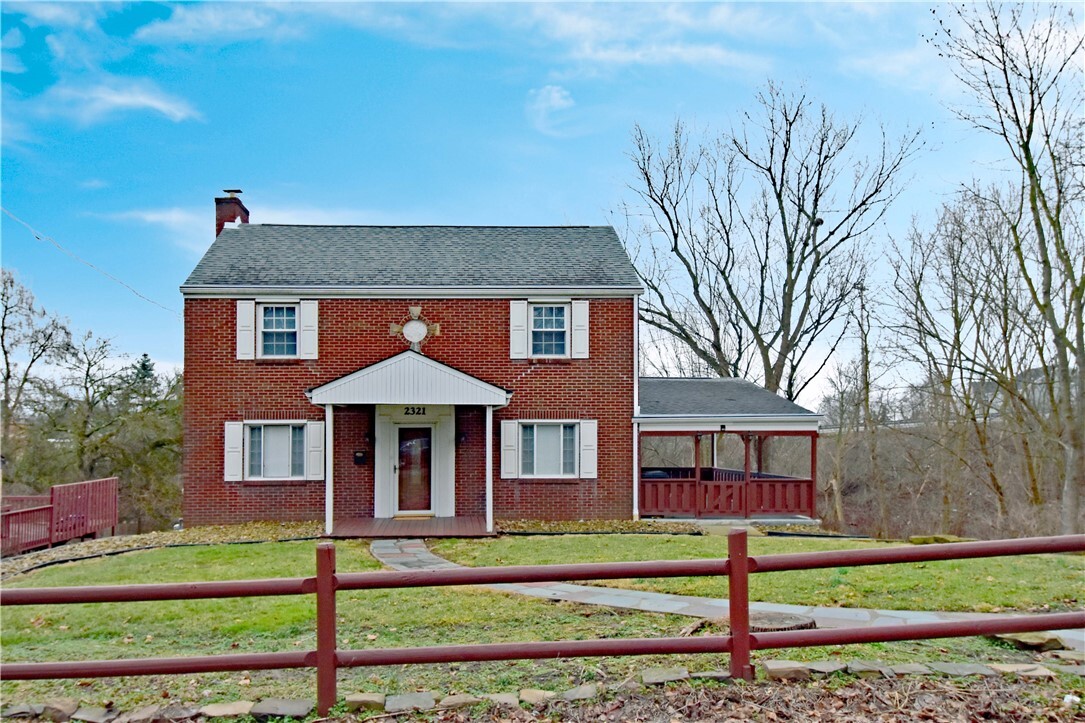 Property Photo:  2321 Bethel Church Rd  PA 15102 