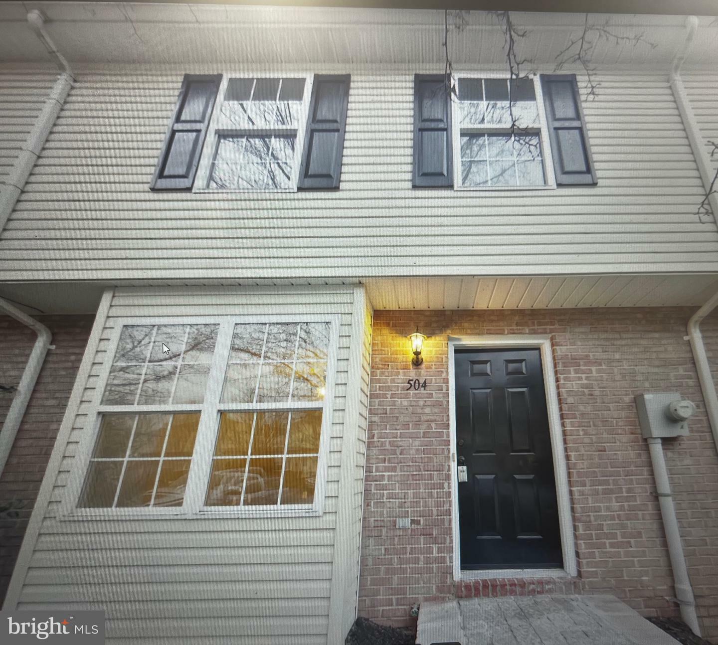 Property Photo:  504 Ridgefield Avenue  VA 22655 