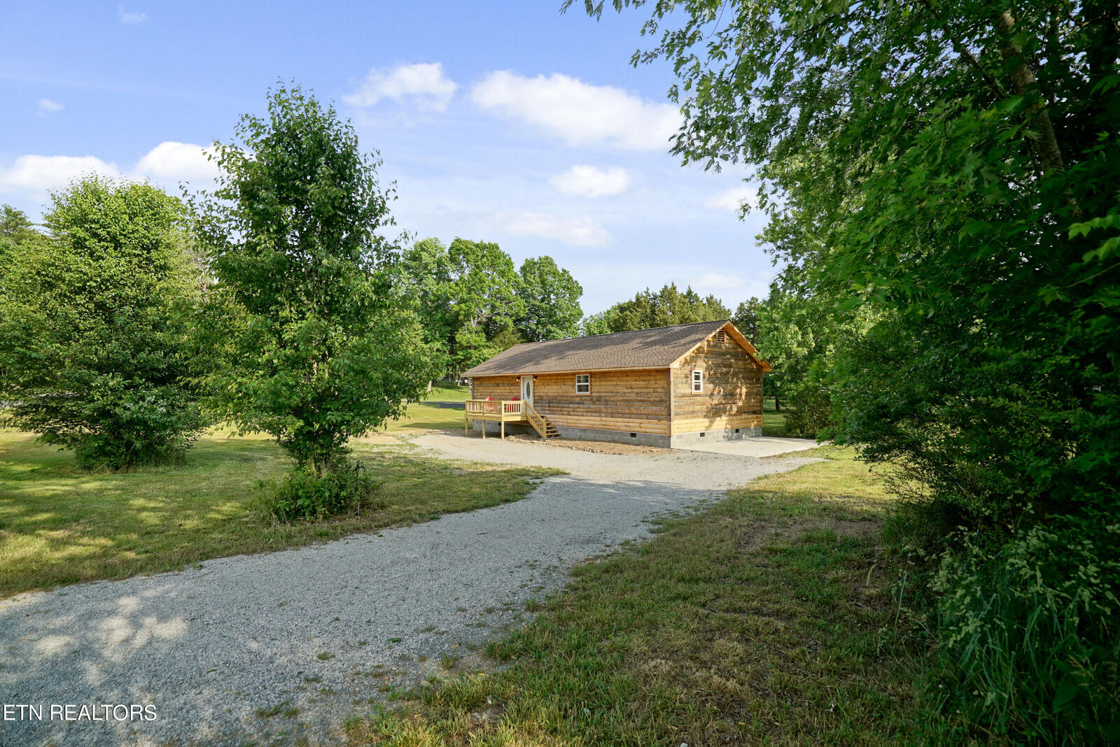 Property Photo: 892 Pin Hook Rd Rd TN 37381