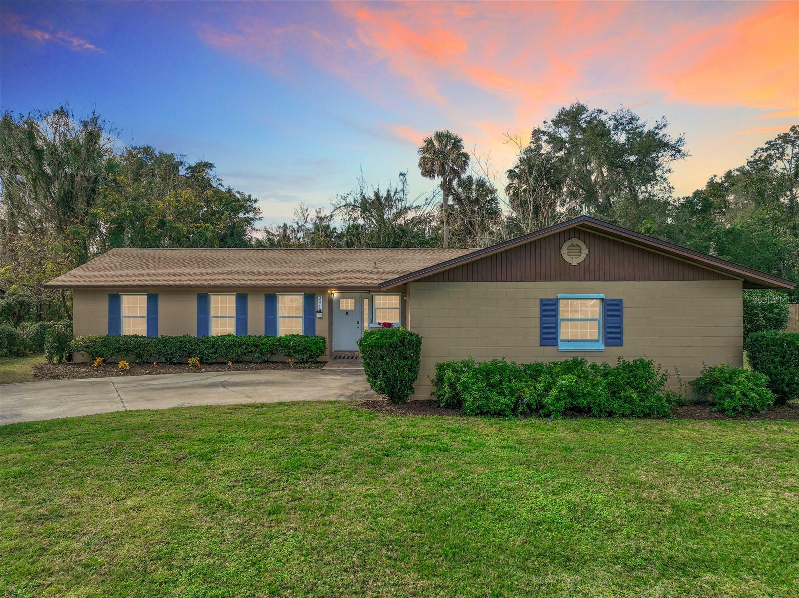 Property Photo:  391 Celery Circle  FL 32765 