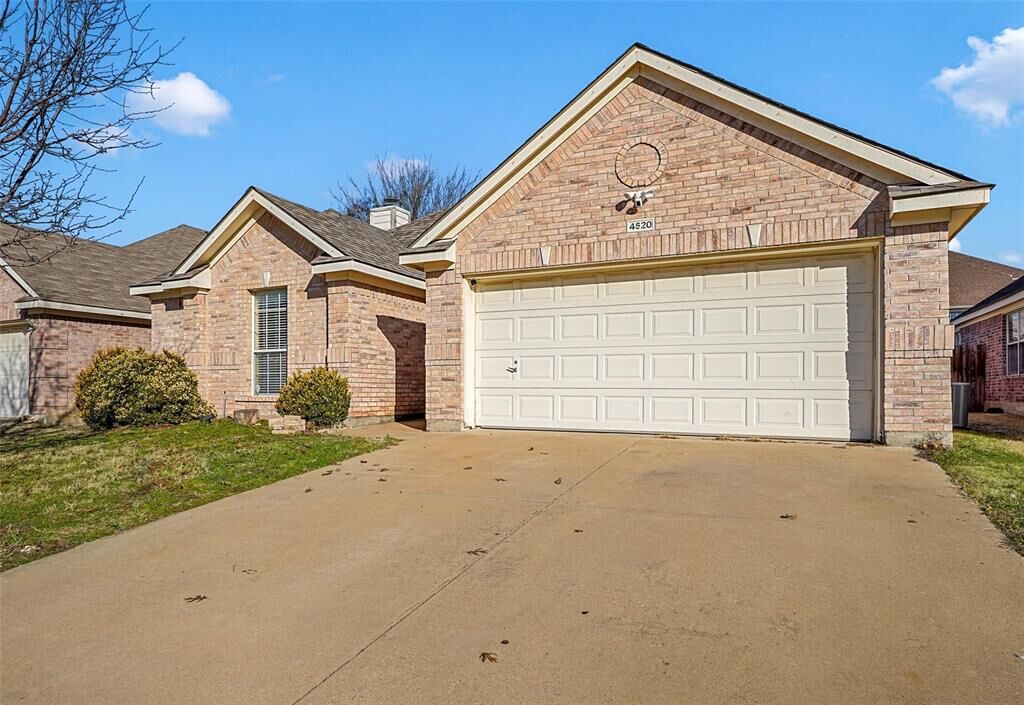 Property Photo:  4520 Stepping Stone Drive  TX 76123 