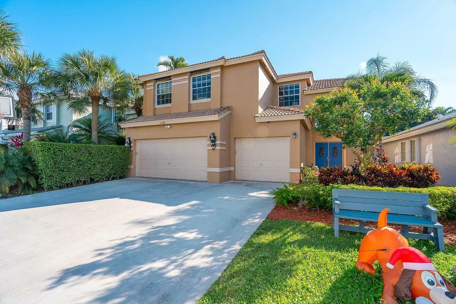 Property Photo:  11169 Harbour Springs Circle  FL 33428 