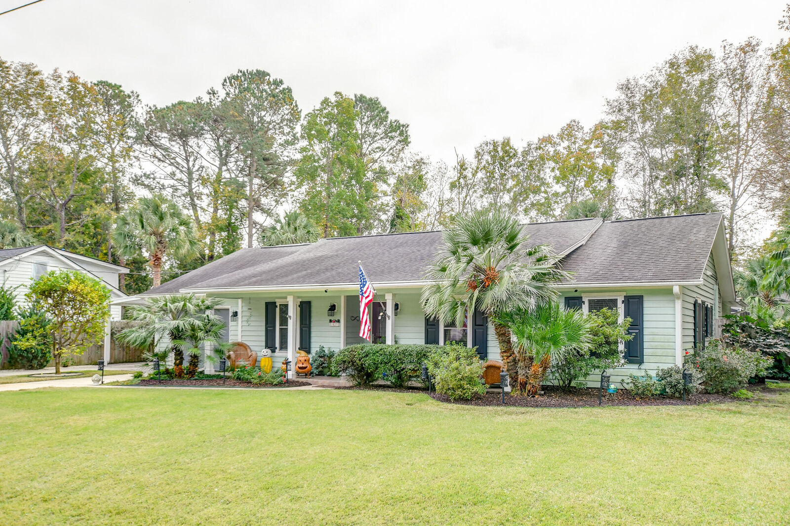 Property Photo: 1527 Kentwood Circle SC 29412