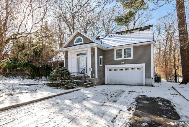 Property Photo:  122 Downey Drive  NJ 07670 