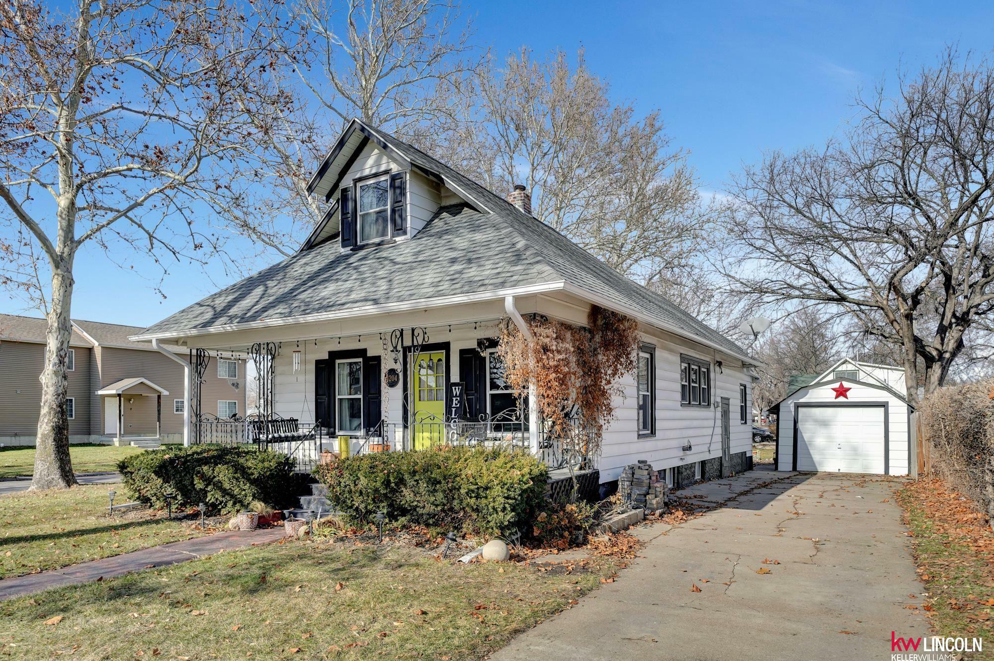 Property Photo:  4204 Saint Paul Avenue  NE 68504 