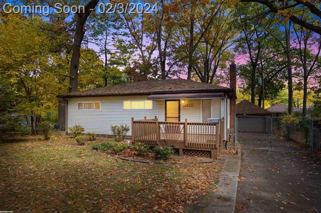 Property Photo:  23530 Seneca  MI 48237 