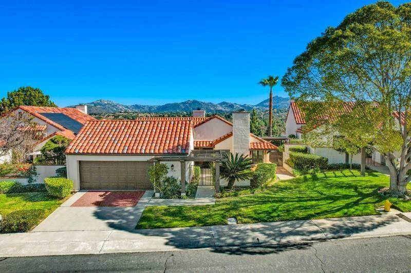 Property Photo: 17595 Drayton Hall Way CA 92128