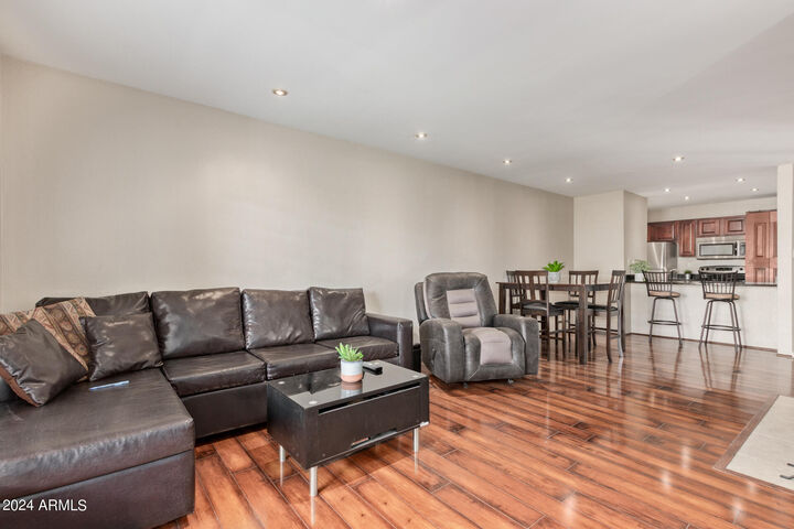 Property Photo:  5995 N 78th Street 1019  AZ 85250 