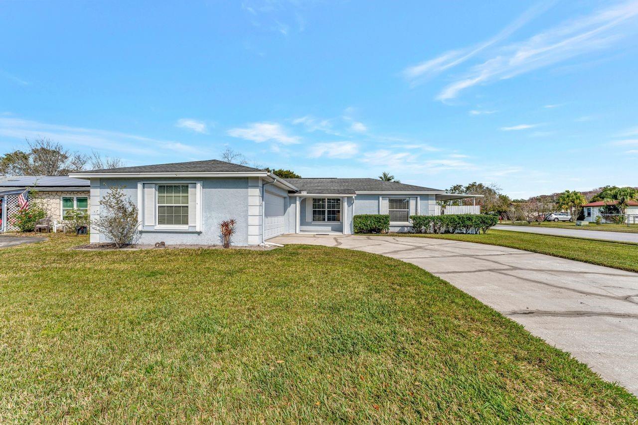 Property Photo: 7655 Dione Court FL 32822