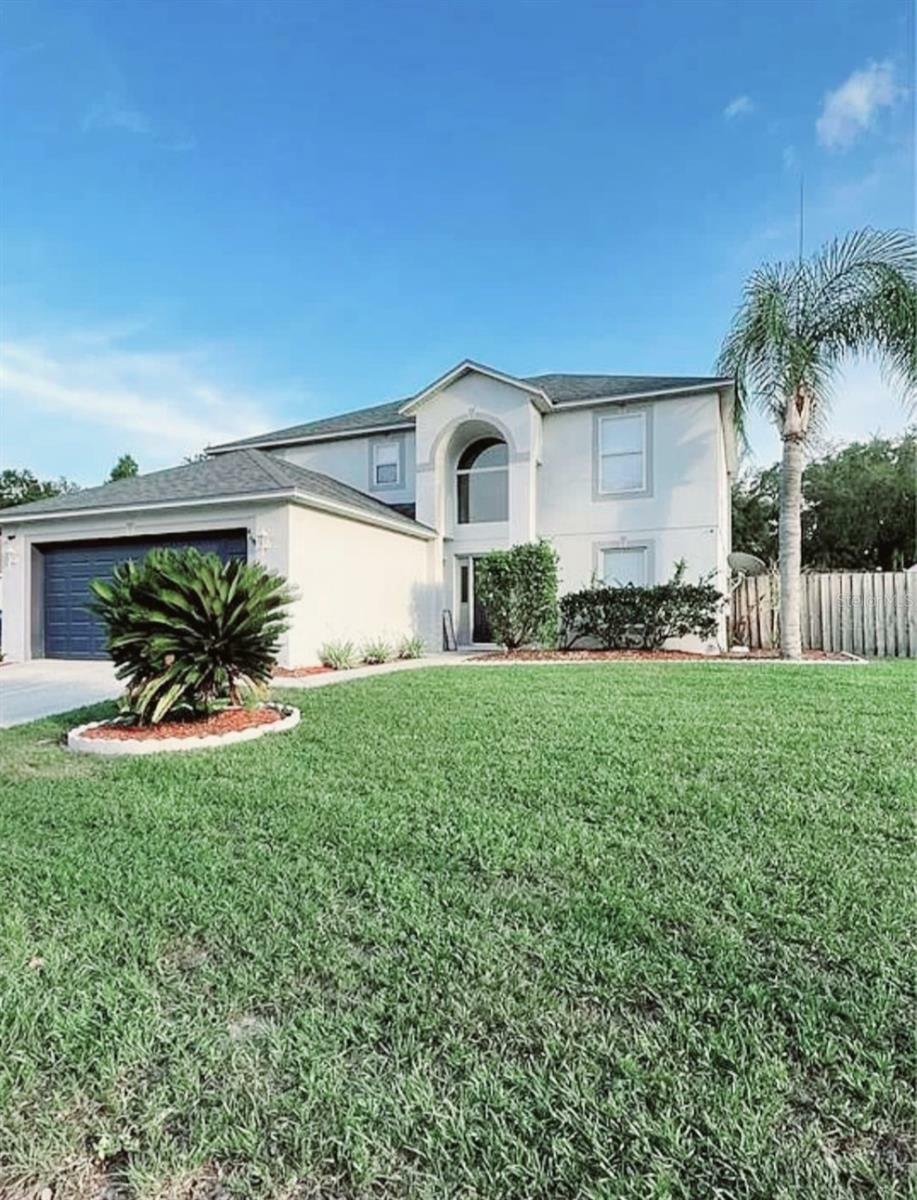 Property Photo:  464 Brook Ridge Circle  FL 34715 