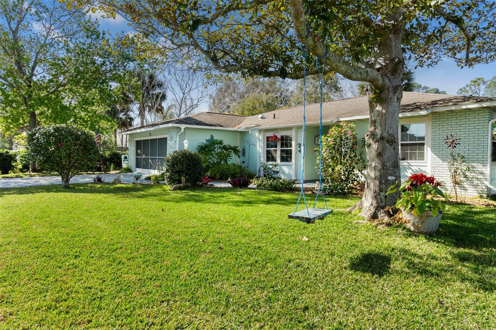 Property Photo:  71 Folcroft Lane  FL 32137 