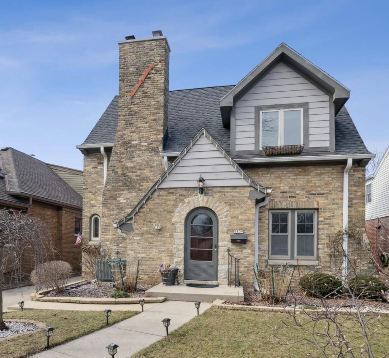 Property Photo:  5839 N Bay Ridge Ave  WI 53217 