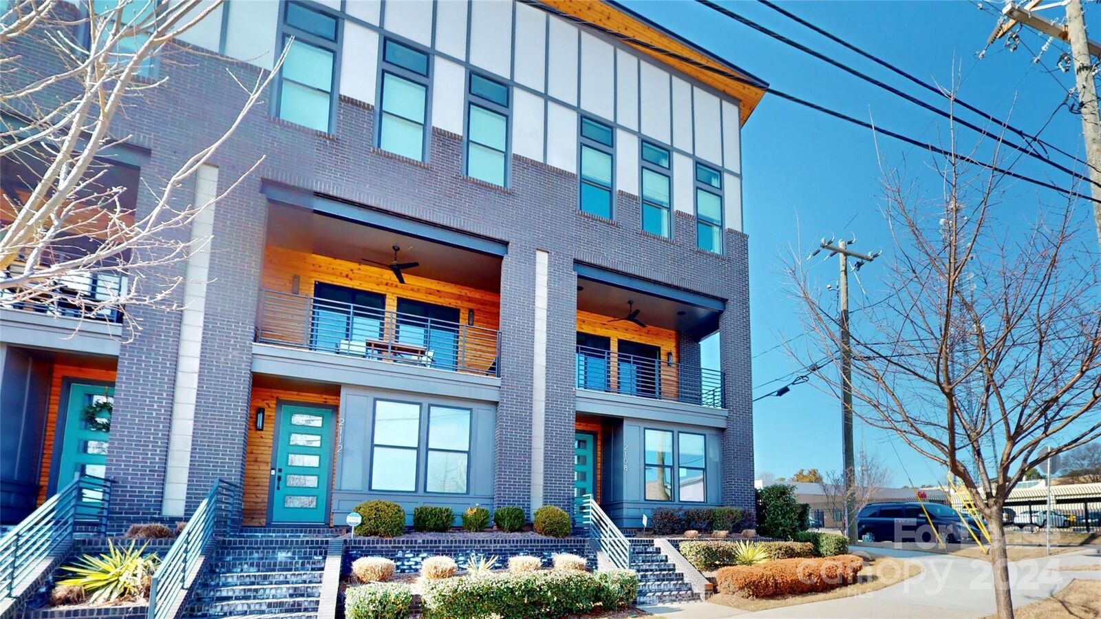 Property Photo:  2108 Suttle Avenue  NC 28208 