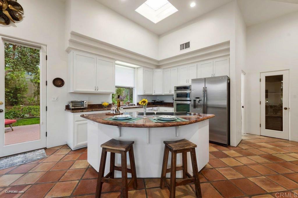 Property Photo: 452 Palmitas Street CA 92075