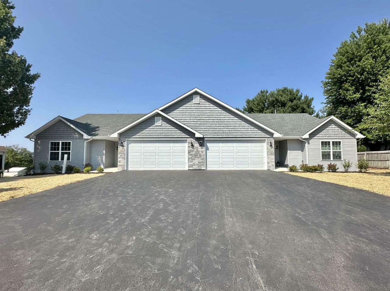 Property Photo:  3209 Spruce Court  WI 53546 