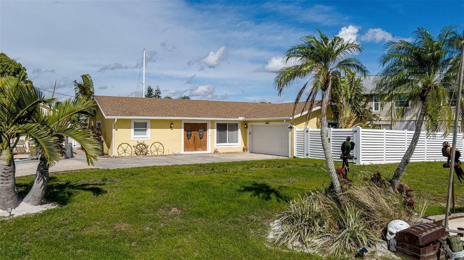 Property Photo:  4824 Beacon Road  FL 34221 