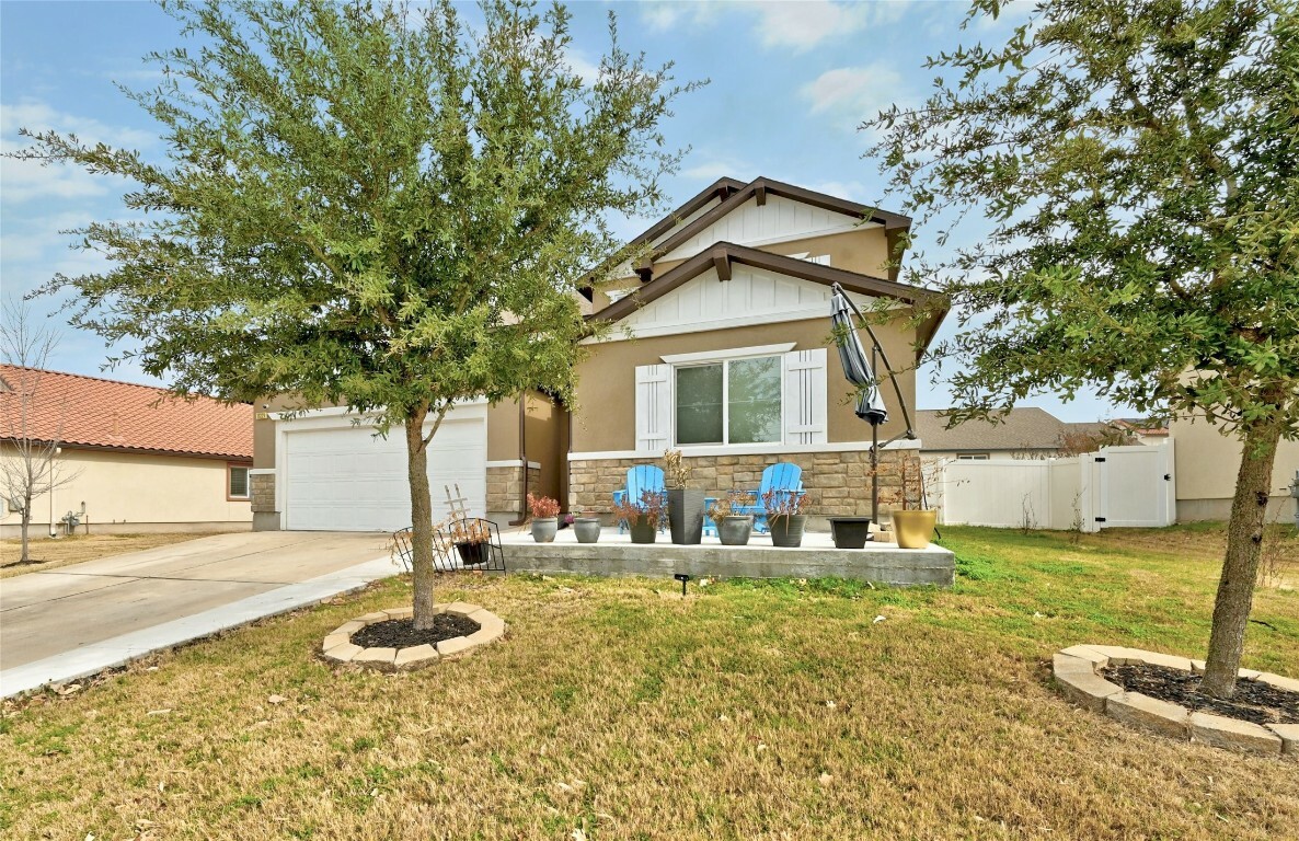 Property Photo:  11221 Mickelson Drive  TX 78747 