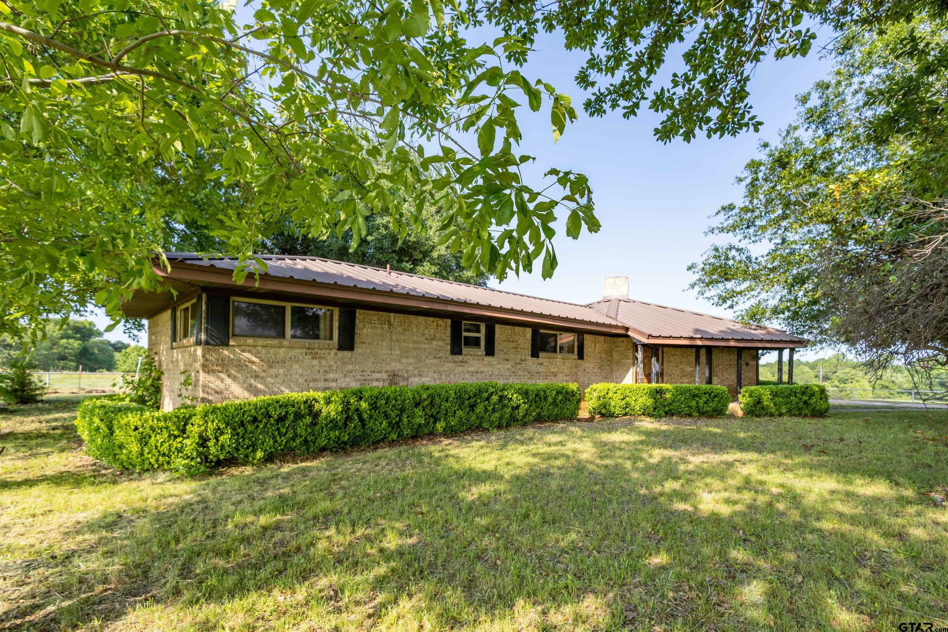 Property Photo:  1524 County Road 1468  TX 75783 