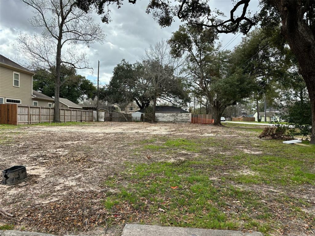 Property Photo:  1741 Althea Drive  TX 77018 