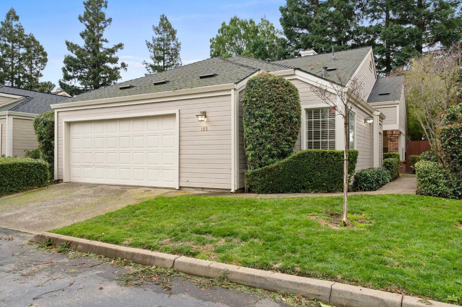 Property Photo:  123 River Chase Circle  CA 95864 
