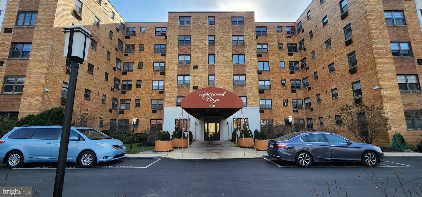 Property Photo:  346 E Lancaster Avenue 408  PA 19096 