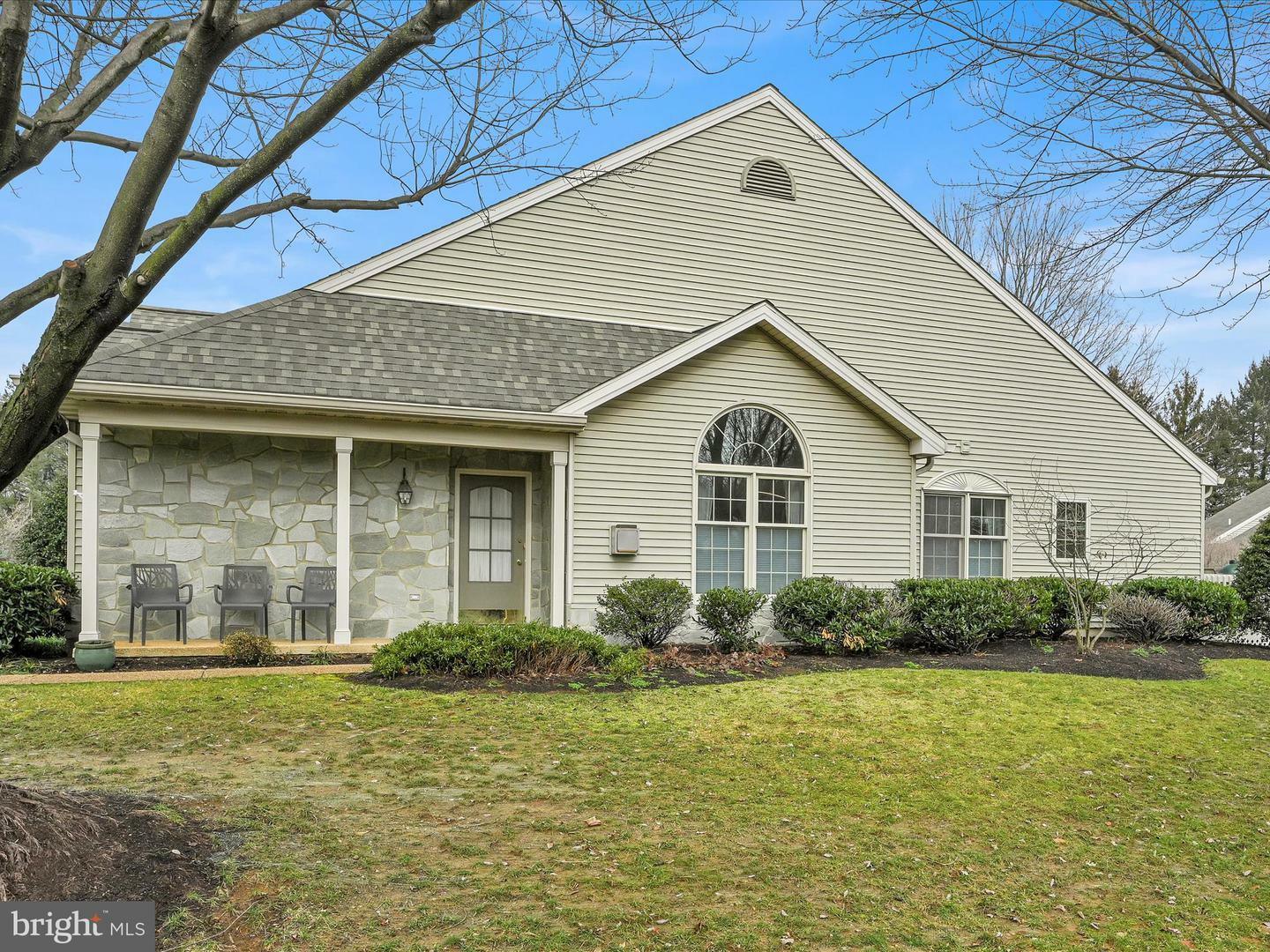 Property Photo:  94 Deer Ford Drive  PA 17601 