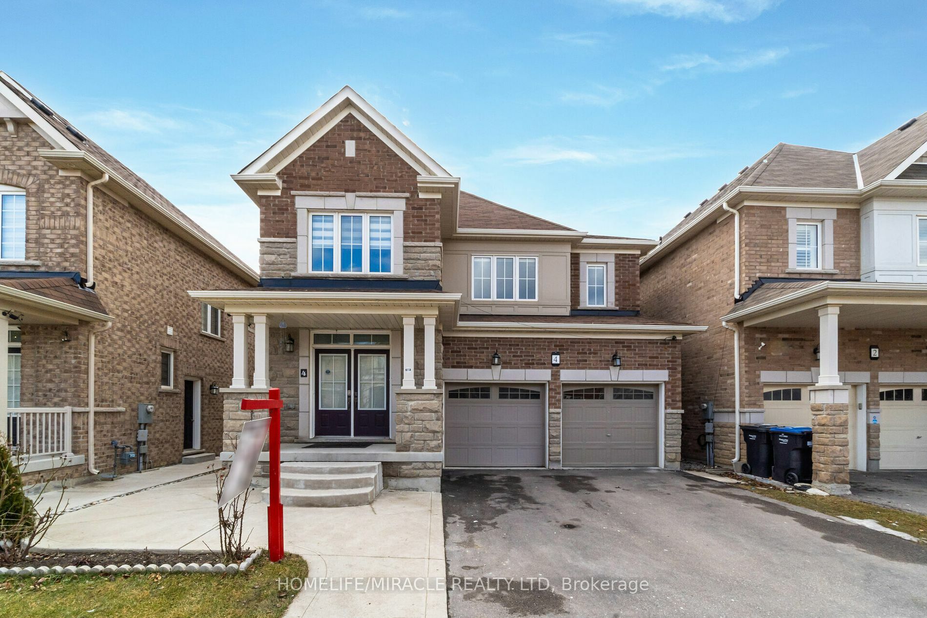 Property Photo:  4 Abercrombie Cres  ON L7A 4N2 