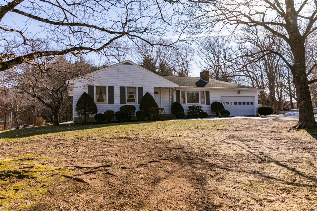 Property Photo:  5 Charlesgate Rd  MA 01747 