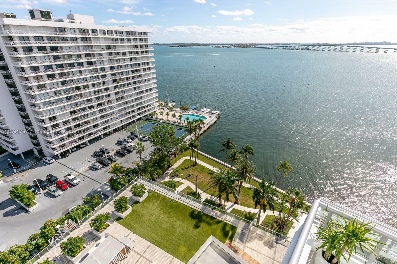 Property Photo:  1541 Brickell Ave C1507  FL 33129 