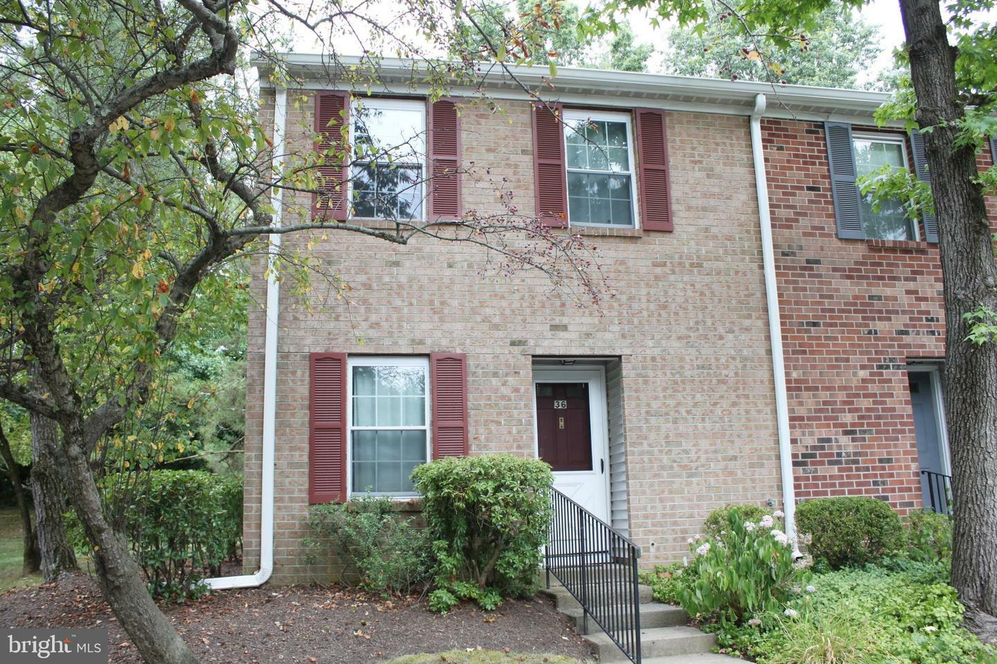 Property Photo:  36 Magnolia Court  NJ 08648 