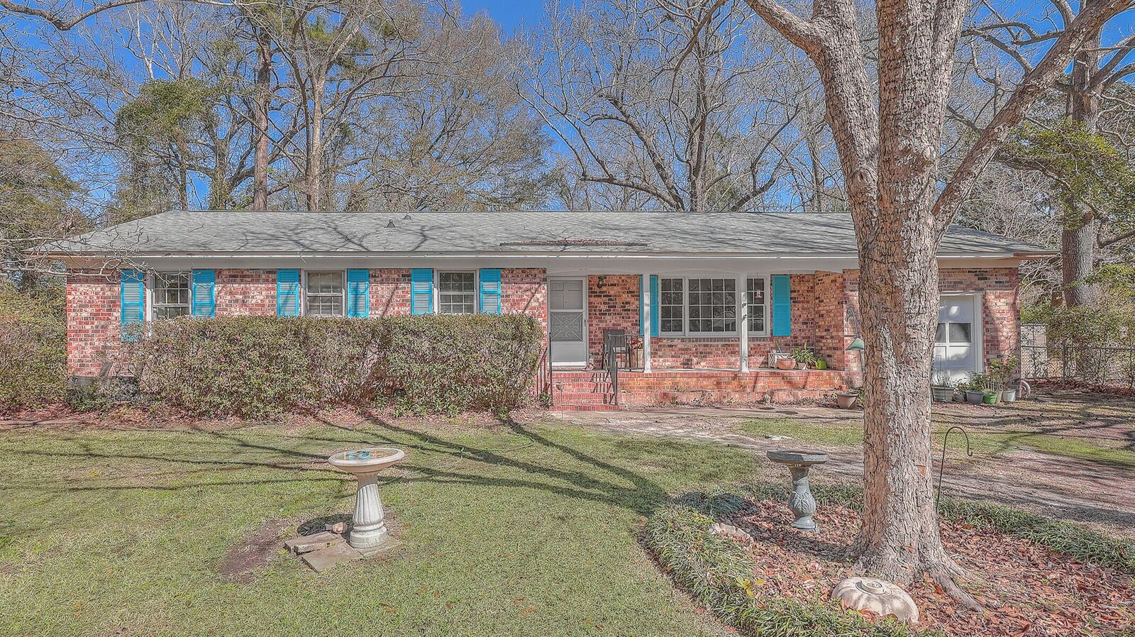 Property Photo:  1136 Pleasant Pines Road  SC 29464 