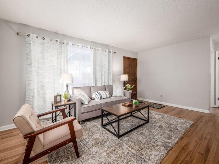 144 S Wheatland Avenue  Columbus OH 43204 photo