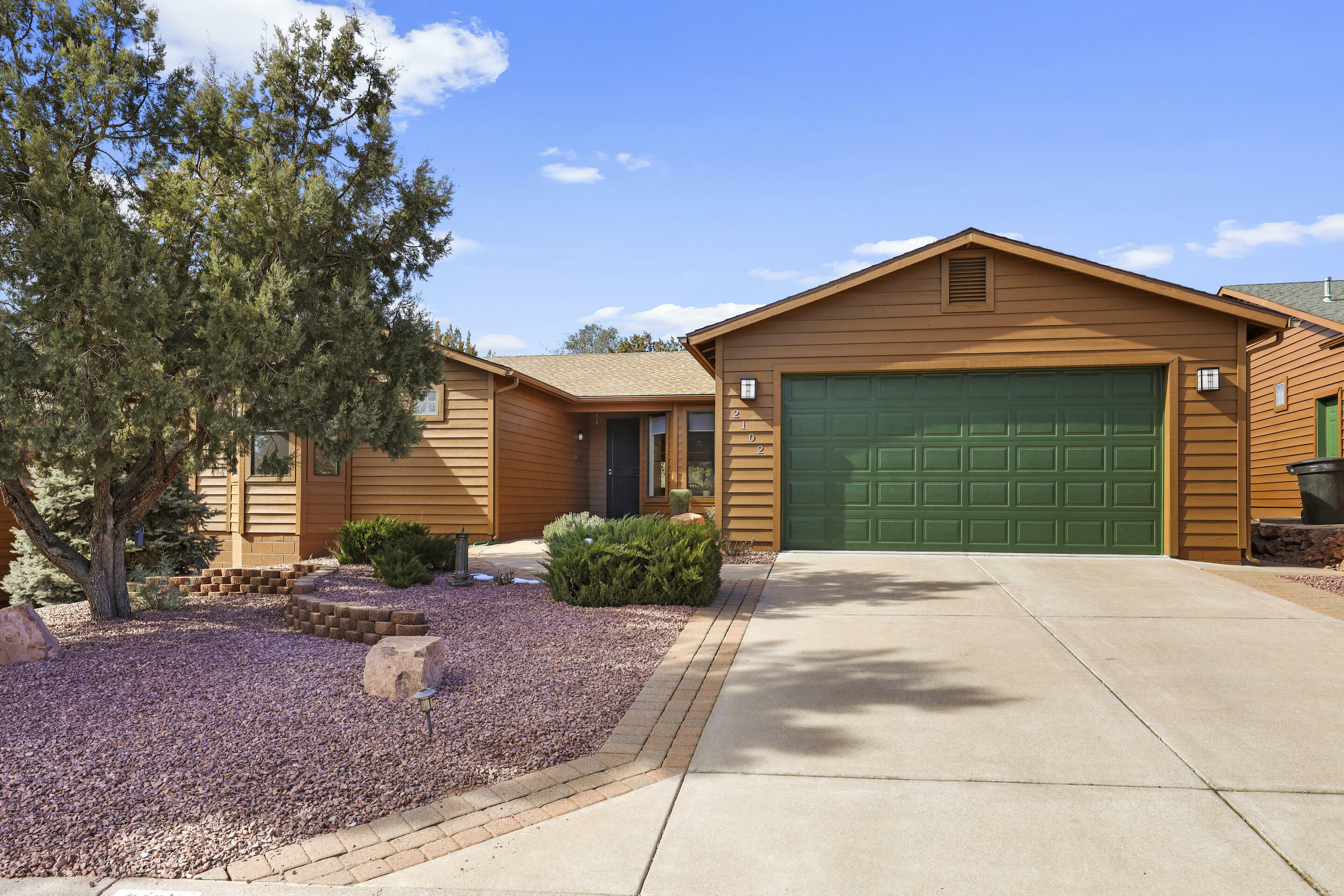 Property Photo:  2102 N Cold Springs Point  AZ 85541 