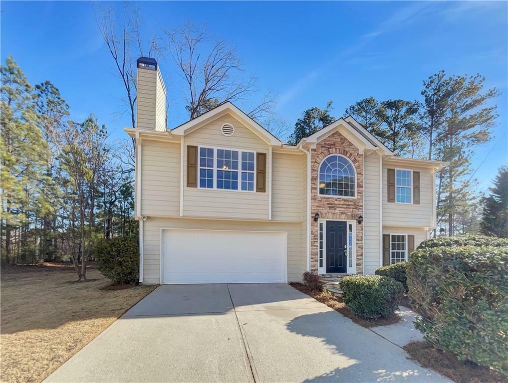 Property Photo: 5960 Castlegate Drive GA 30135