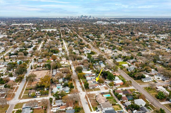 Property Photo: 4584 10th Avenue N FL 33713