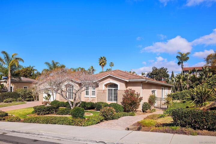 Property Photo:  540 Park Ln  CA 92024 