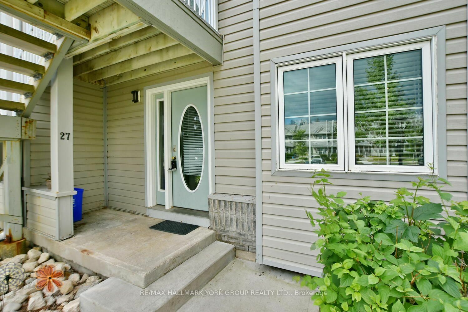 Property Photo:  162 Settlers Way 27  ON L9Y 0M4 