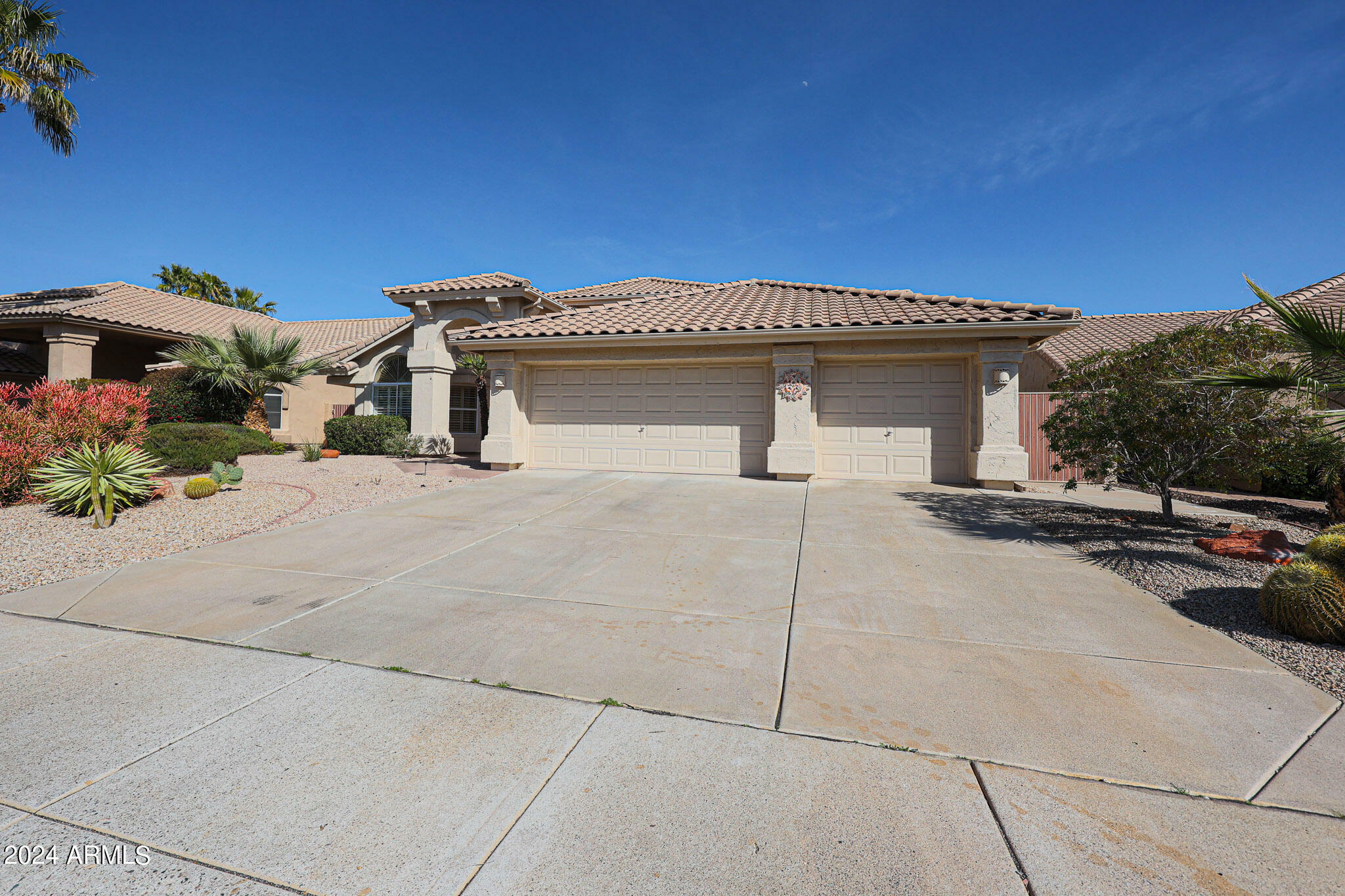 Property Photo:  19425 N 86th Drive  AZ 85382 