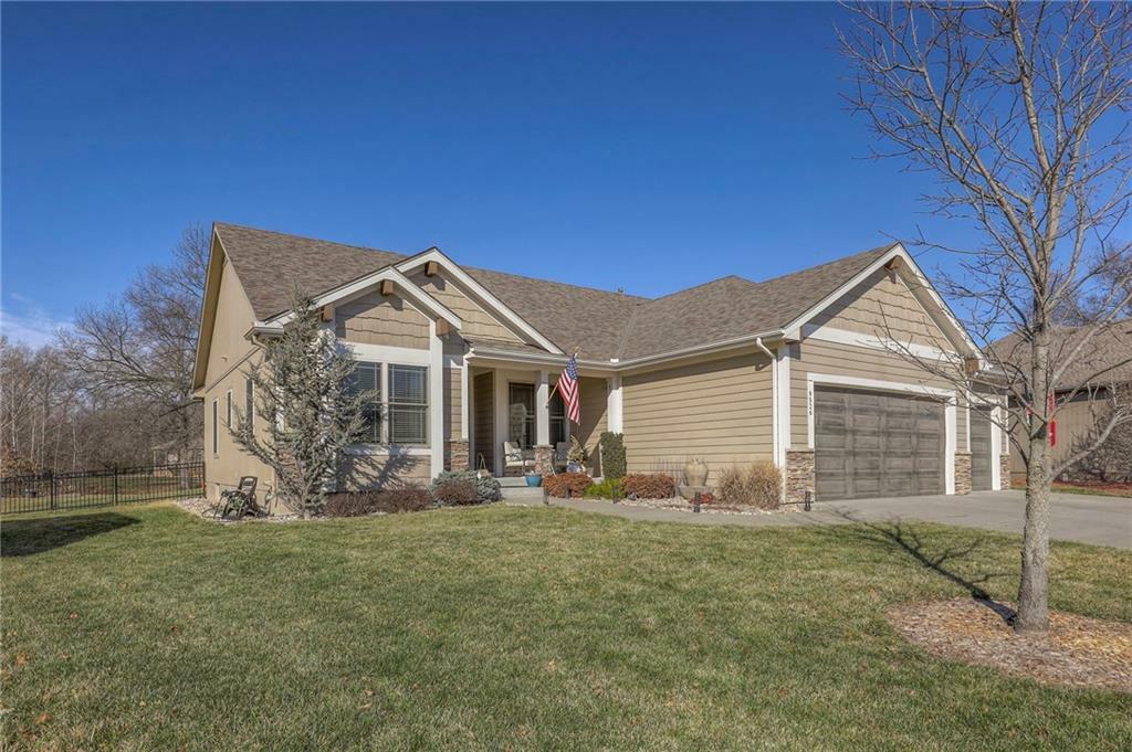 Property Photo:  9526 Courtney Avenue  MO 64138 