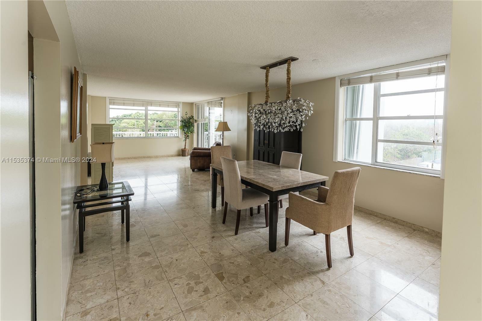 Property Photo: 150 SE 25th Rd 5G FL 33129