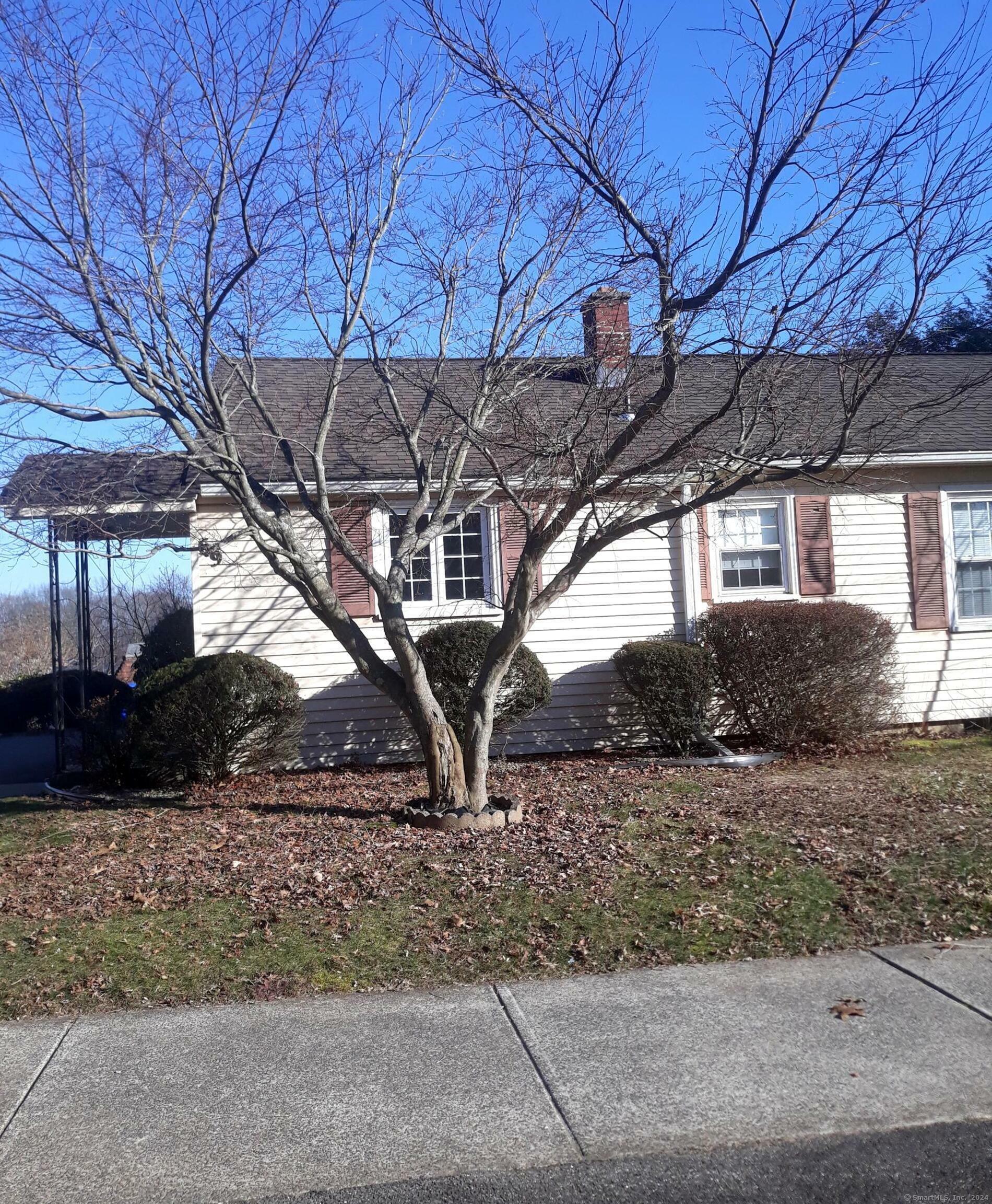 69 Willow Road  Rocky Hill CT 06067 photo