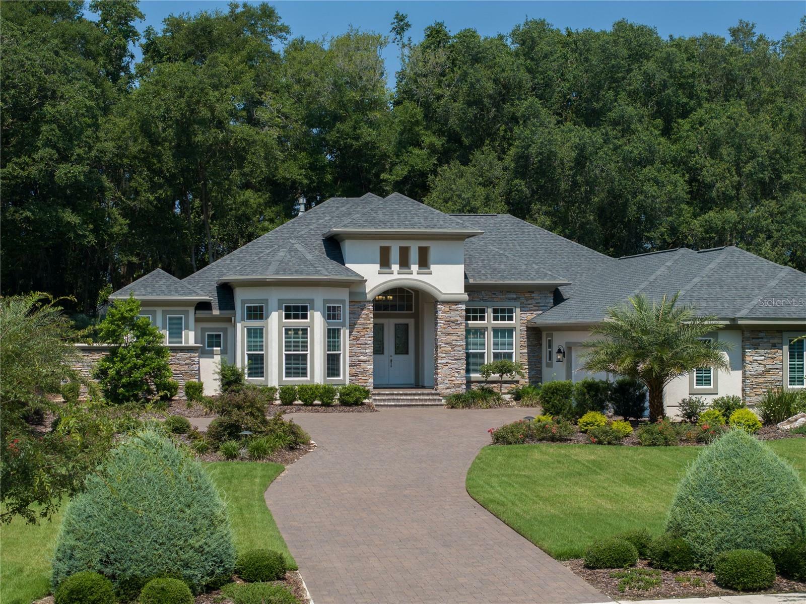 Property Photo: 3078 SW 113th Drive FL 32608