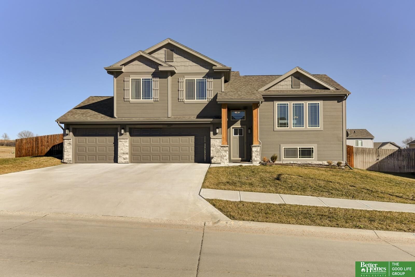 Home for sale in Bellevue 14817 S 19 Street, Bellevue, NE 68123