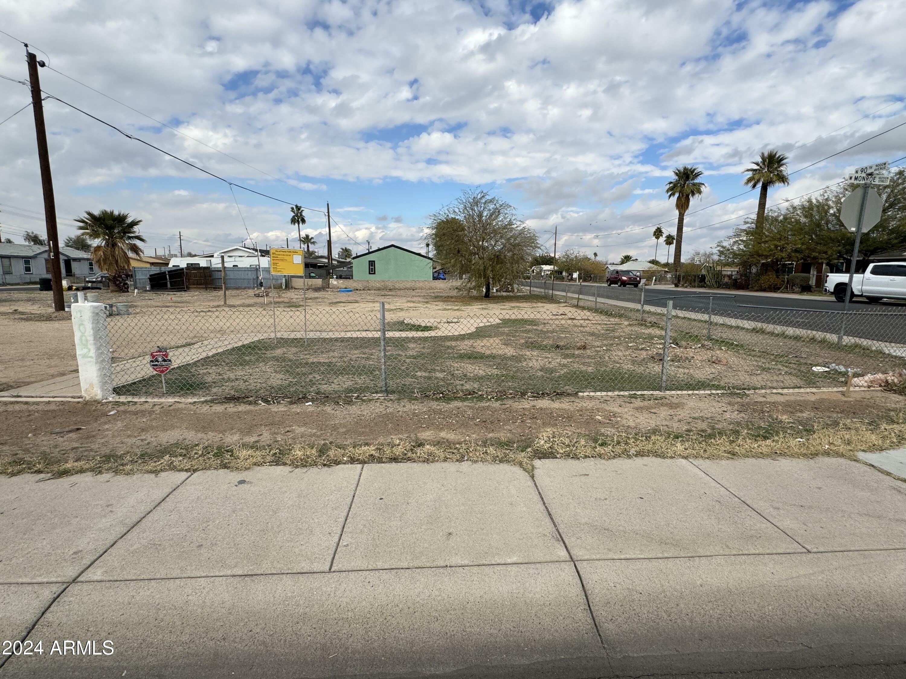 Property Photo:  10224 N 90th Avenue 7  AZ 85345 